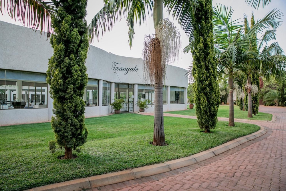 Twangale Park 38/49