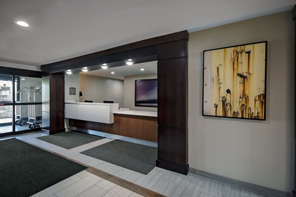 Staybridge Suites Holland 7/64