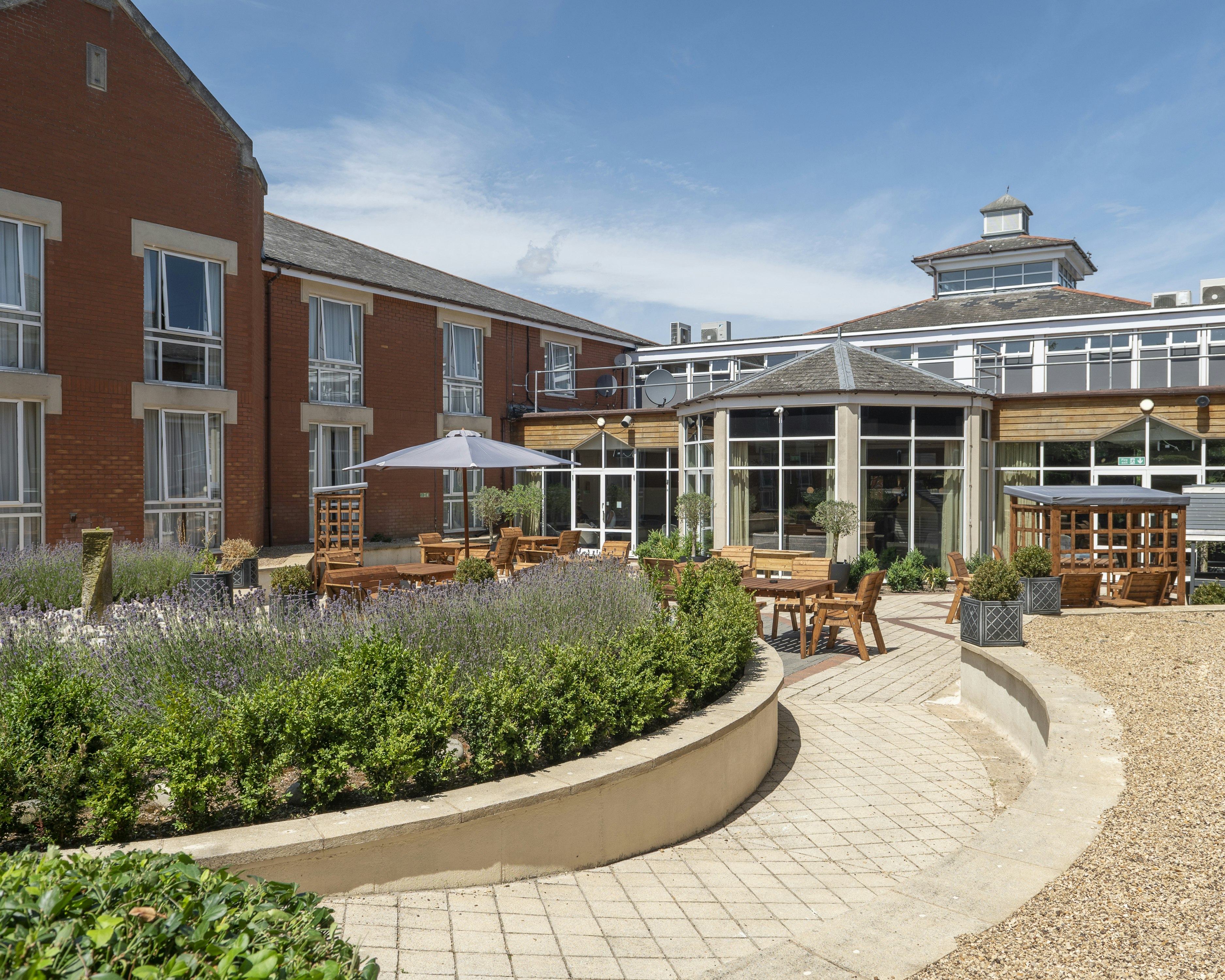 Hilton Northampton 43/44