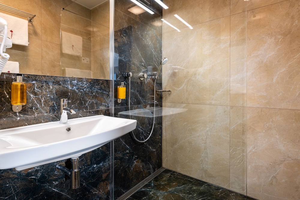 Hotel Satel 47/50