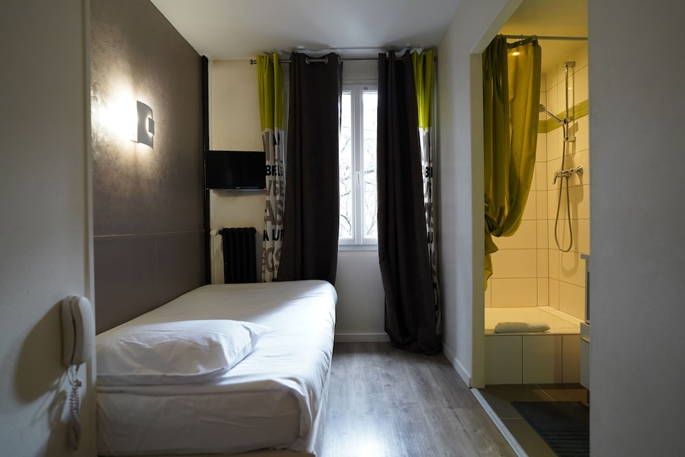 Alive Hotel De Quebec 10/50