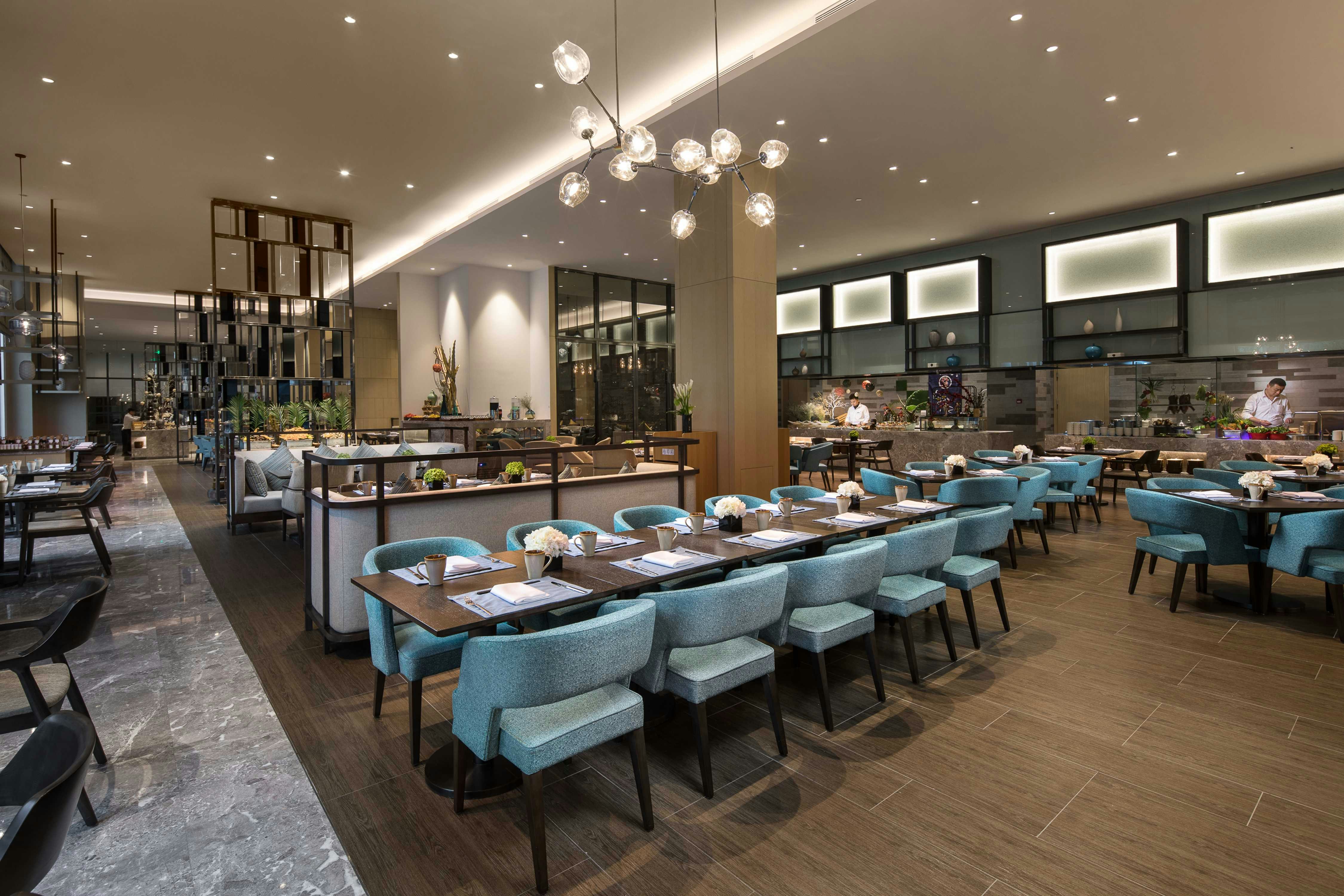 DoubleTree by Hilton Qingdao Oriental Movie Metropolis 22/34