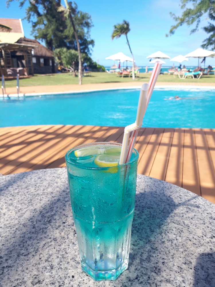 Silver Beach Hotel 9/43