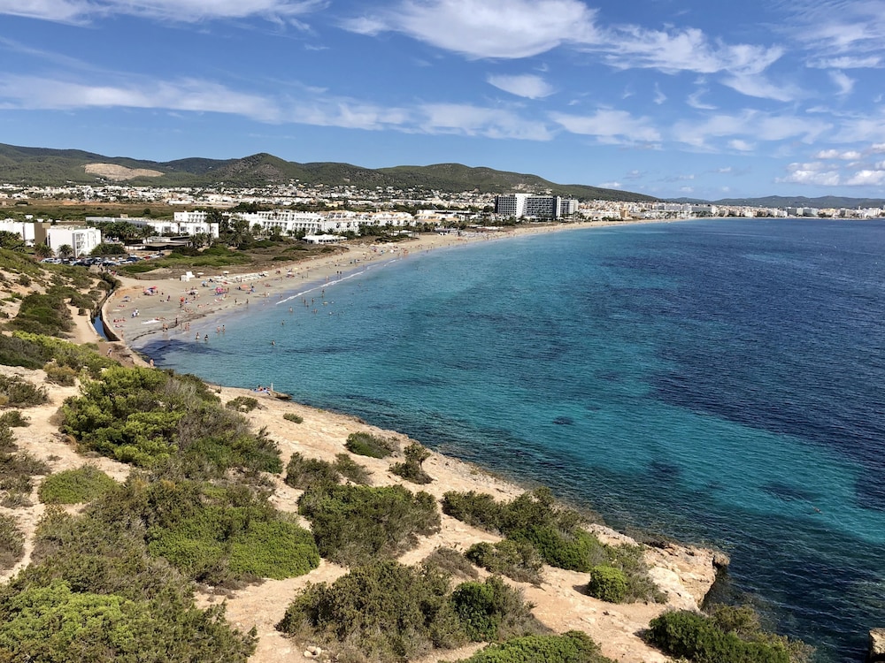 Osiris Ibiza Hotel 62/69