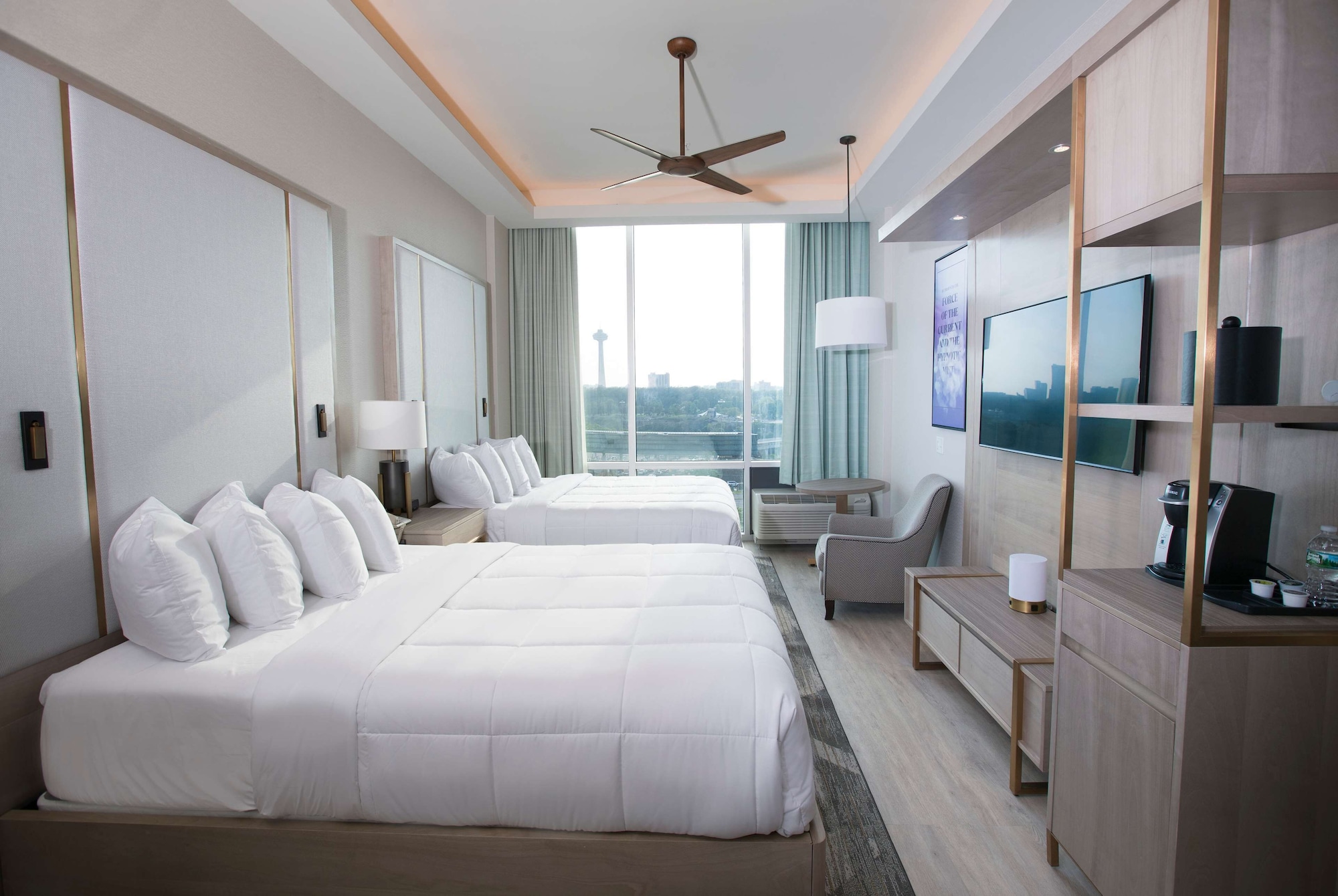 SUITE, 2 QUEEN BEDS, CASINO VIEW, SKY FLOOR