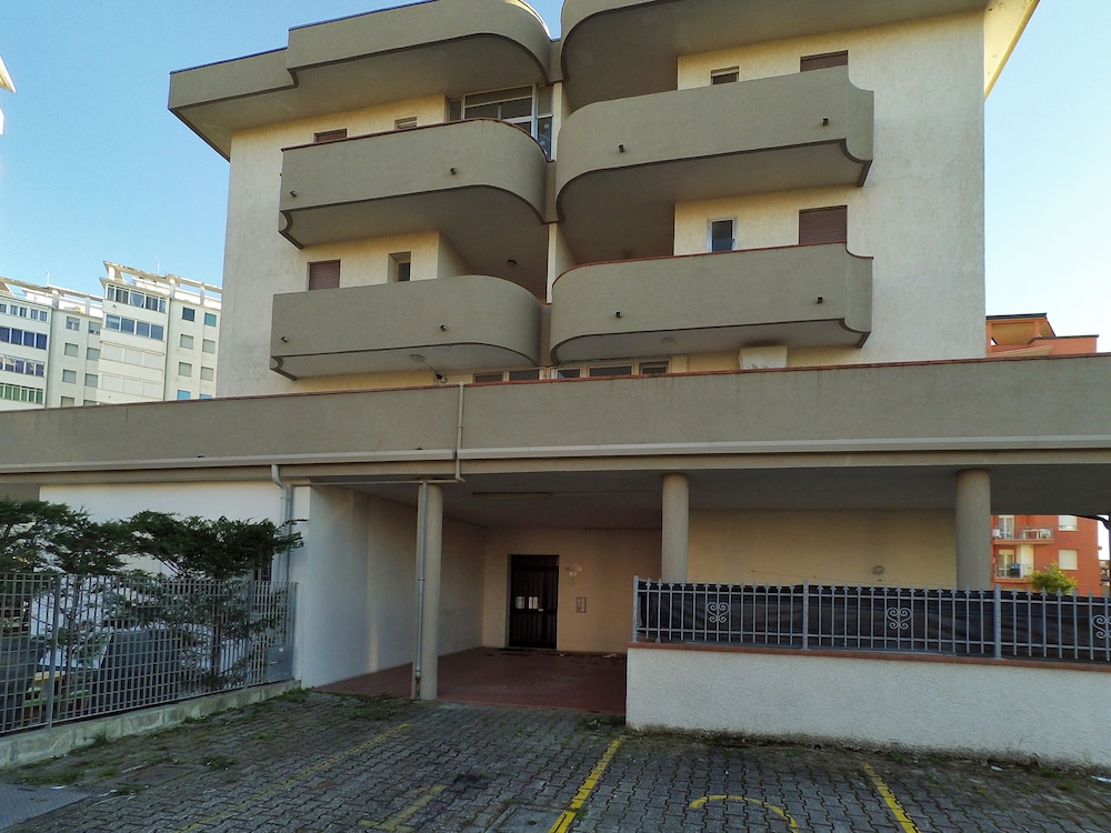 Alfa Apartments 1/23