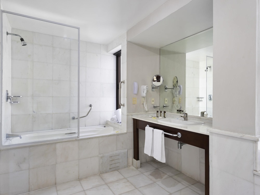 Mercure Sao Paulo Grand Plaza Paulista 70/71