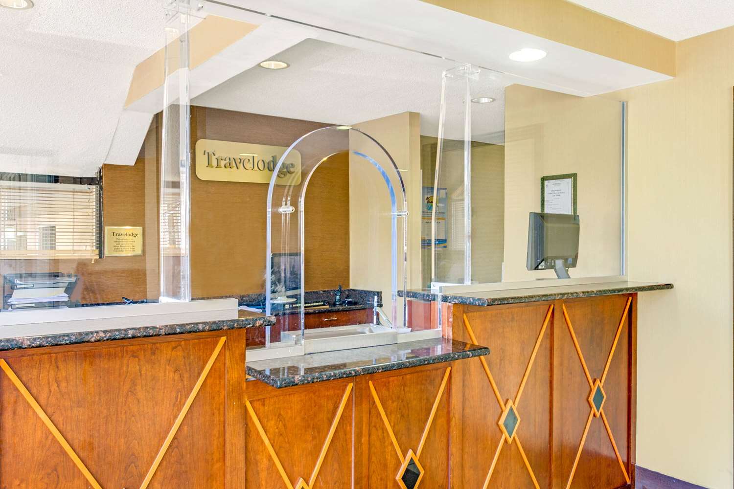 Travelodge By Wyndham Silver Spring 6/13