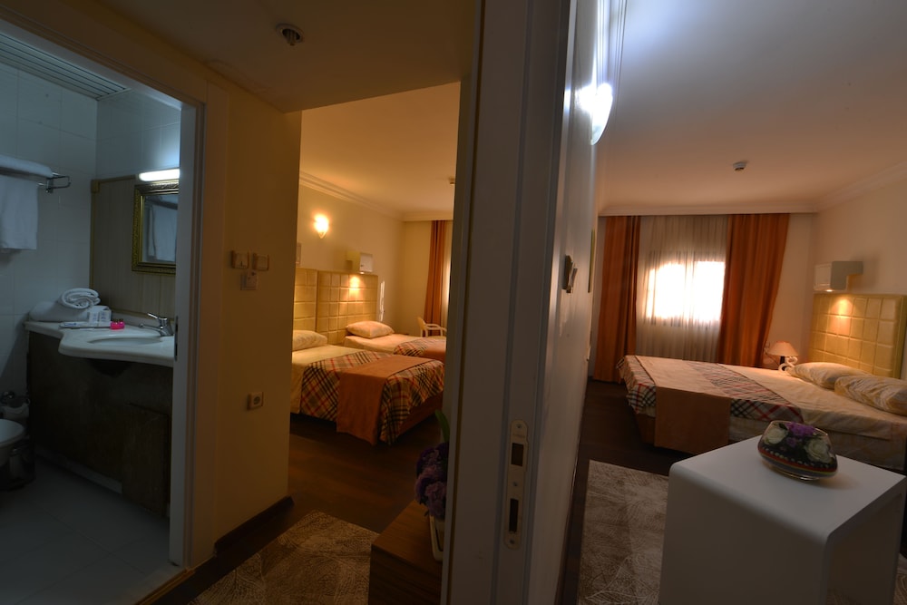 Sun City Florya Hotel 15/35