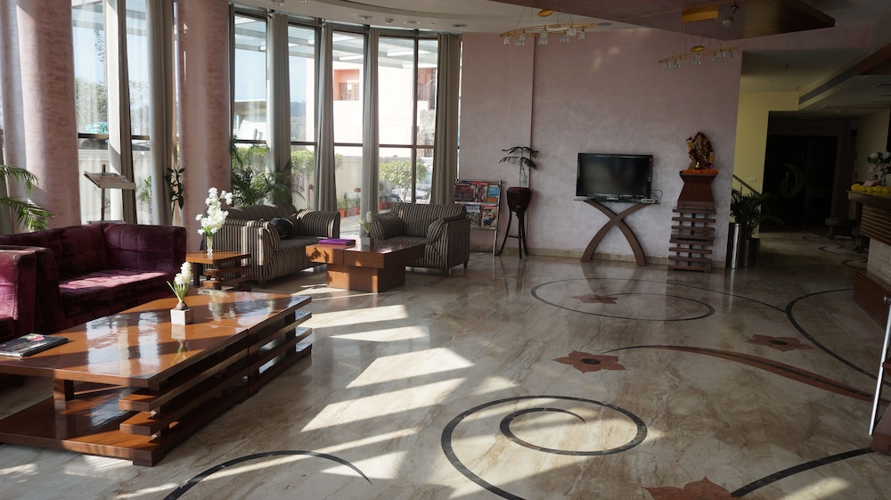 Hotel The Amaris 40/50
