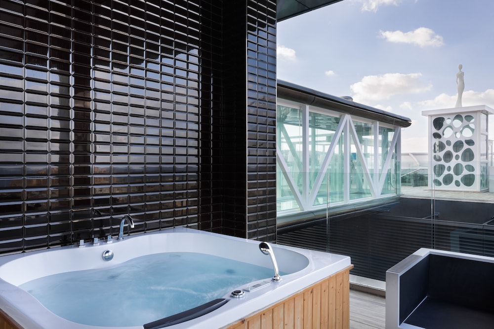Hugos Boutique Hotel - Adults Only 48/76