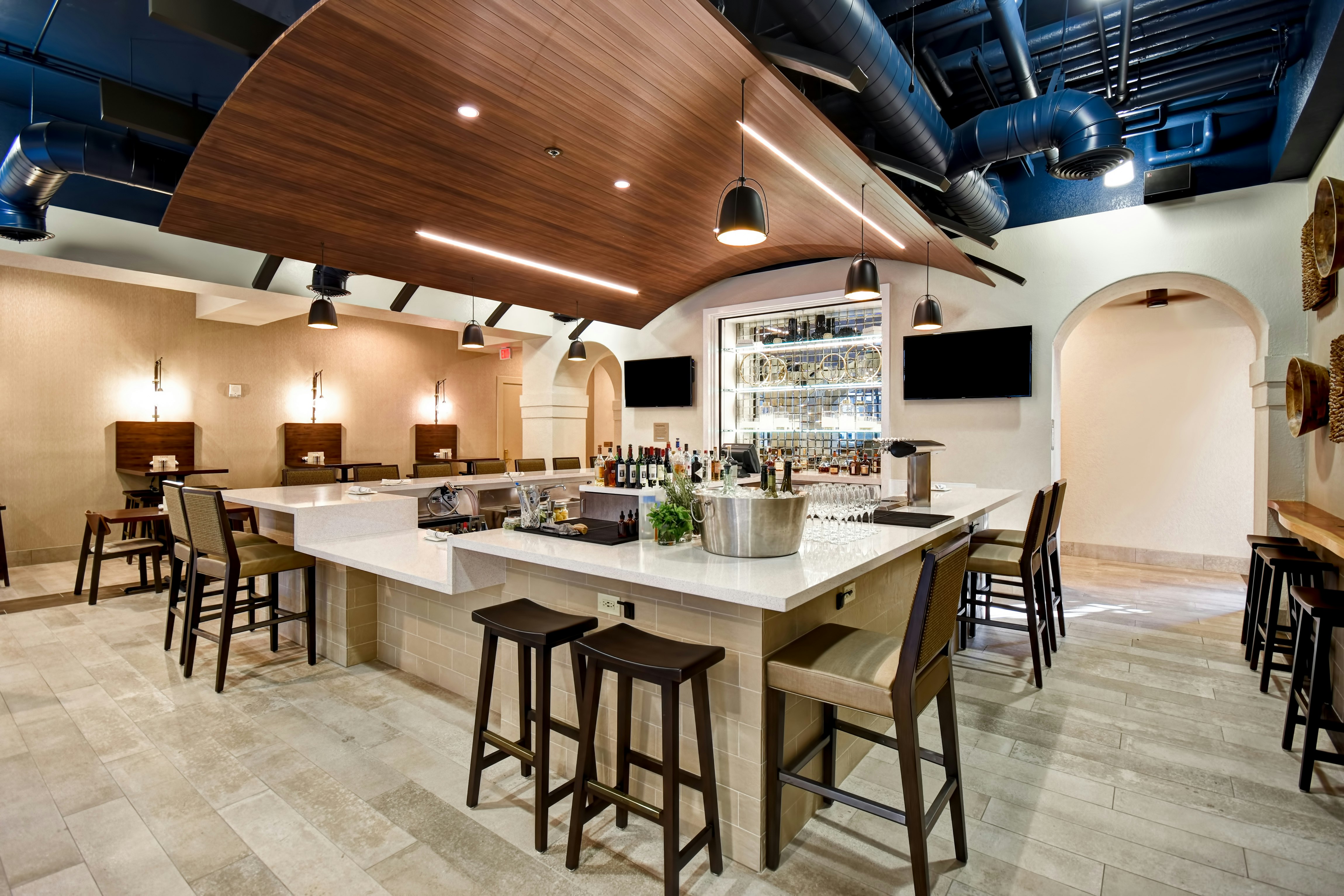 Embassy Suites by Hilton Milpitas Silicon Valley 37/67