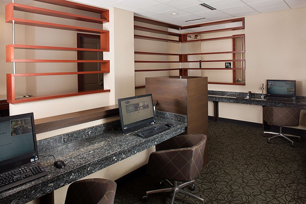 Hampton Inn Portland Downtown Waterfront 32/46