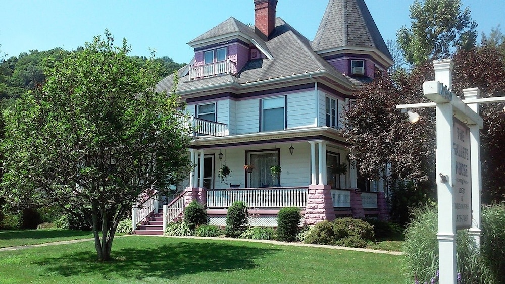 Gallets House B&B 6/22