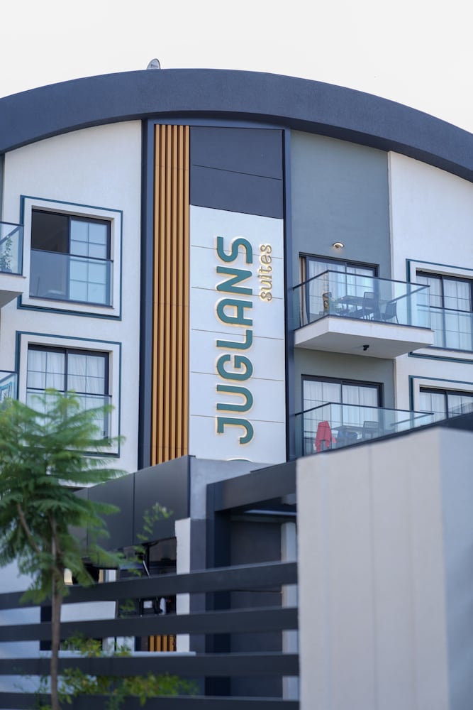 Juglans Suites 4/49