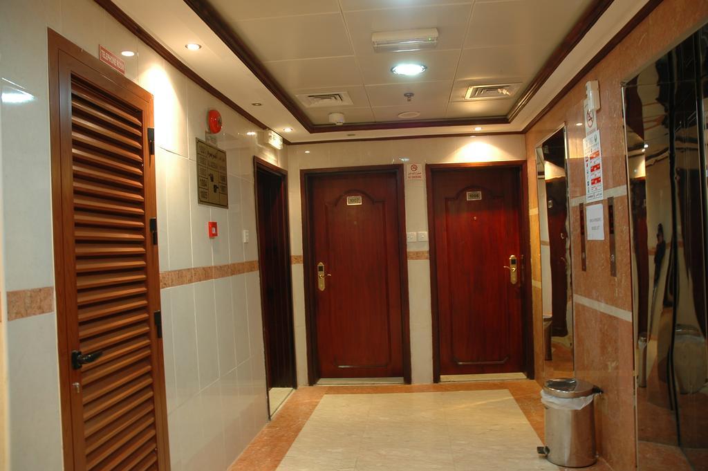 Al Jazeerah Hotel 7/32