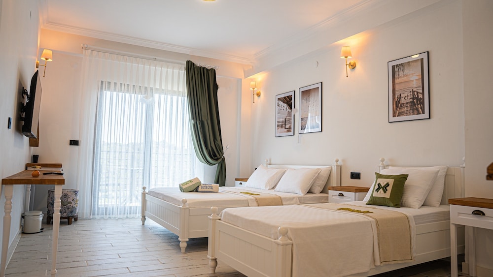 Maslin Otel 12/42