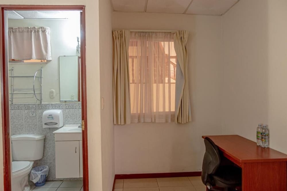 Hotel Windsor Plaza 48/48