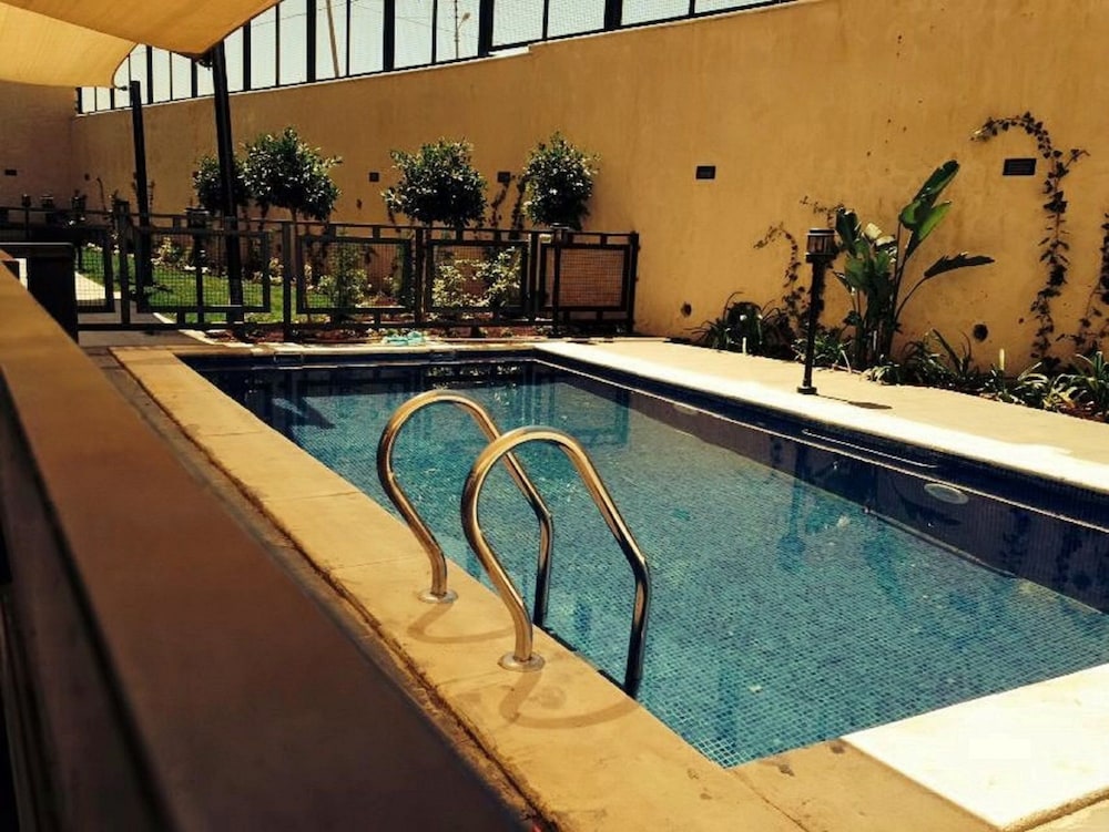 Lijam Hotel 28/50