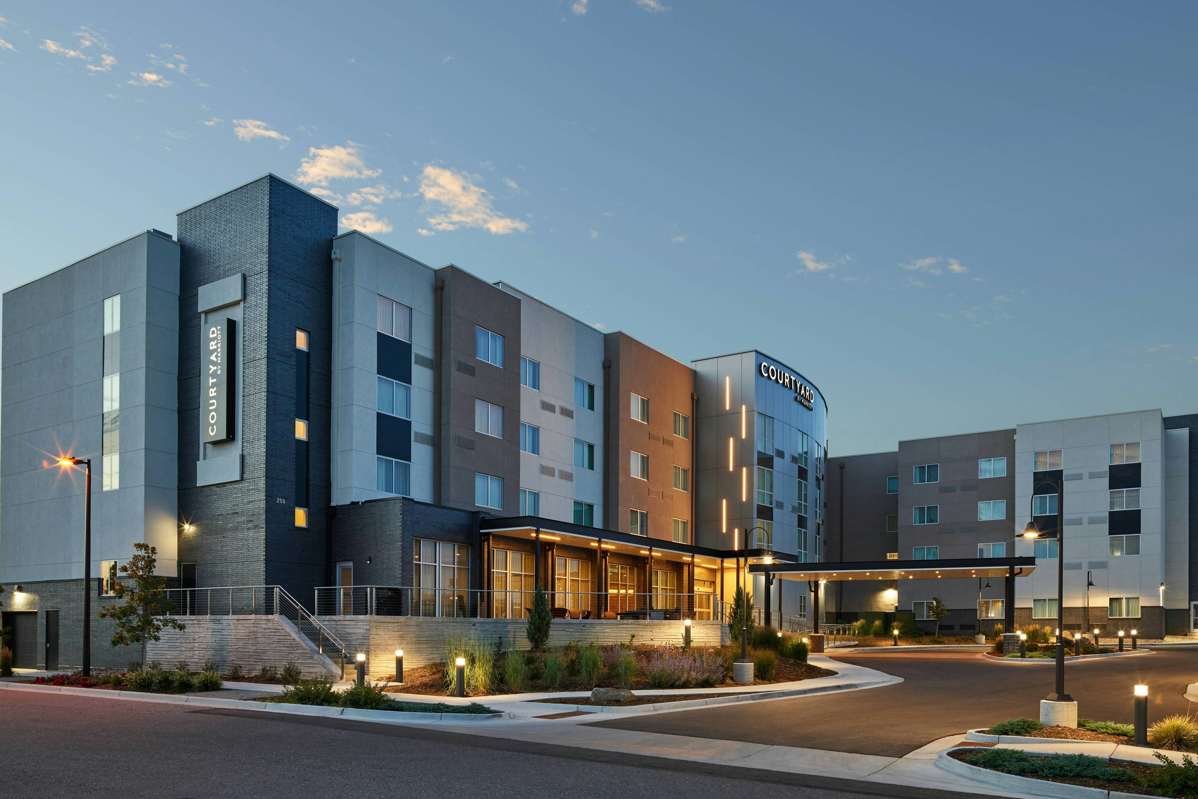 Courtyard Denver Aurora 9/9