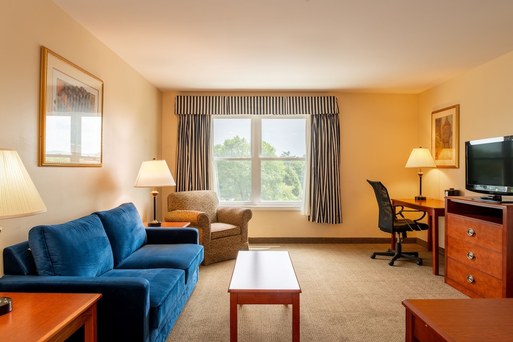 White River Inn and Suites 48/63