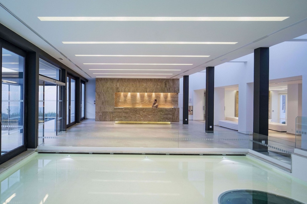 Patmos Aktis Suites And Spa 16/86