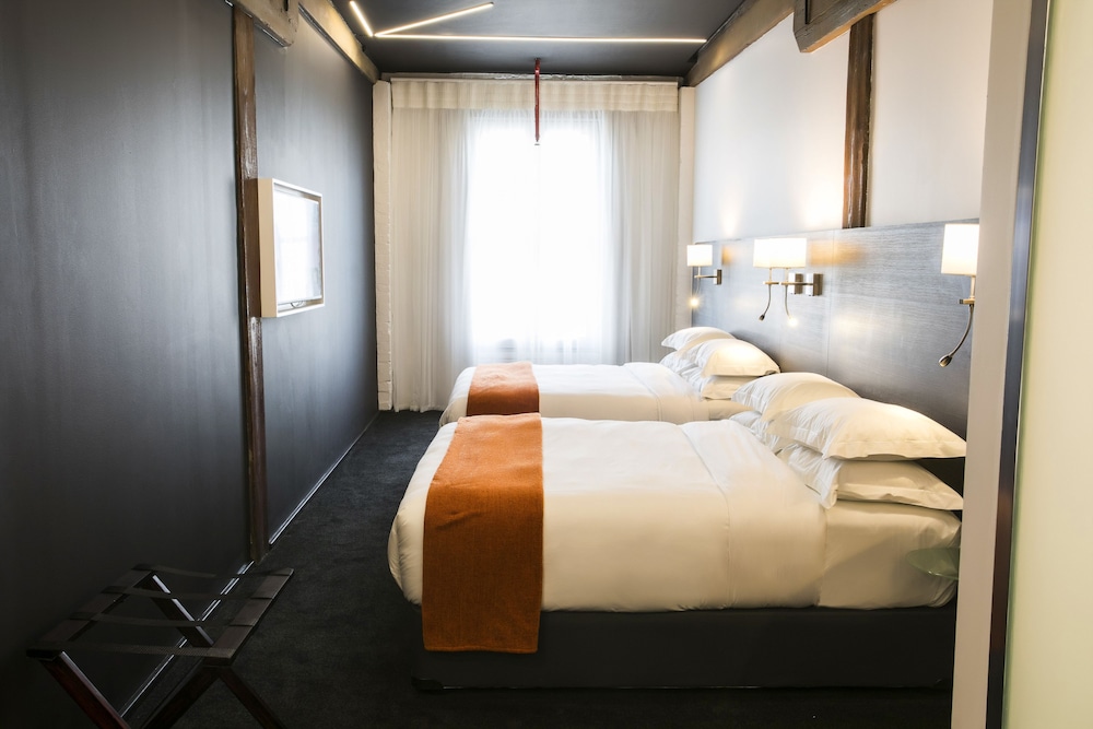 Signature Lux Hotel By Onomo Waterfront 21/79