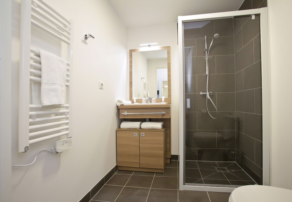 Appart'hotel Odalys City Campus - Paris Rueil Malmaison 48/50