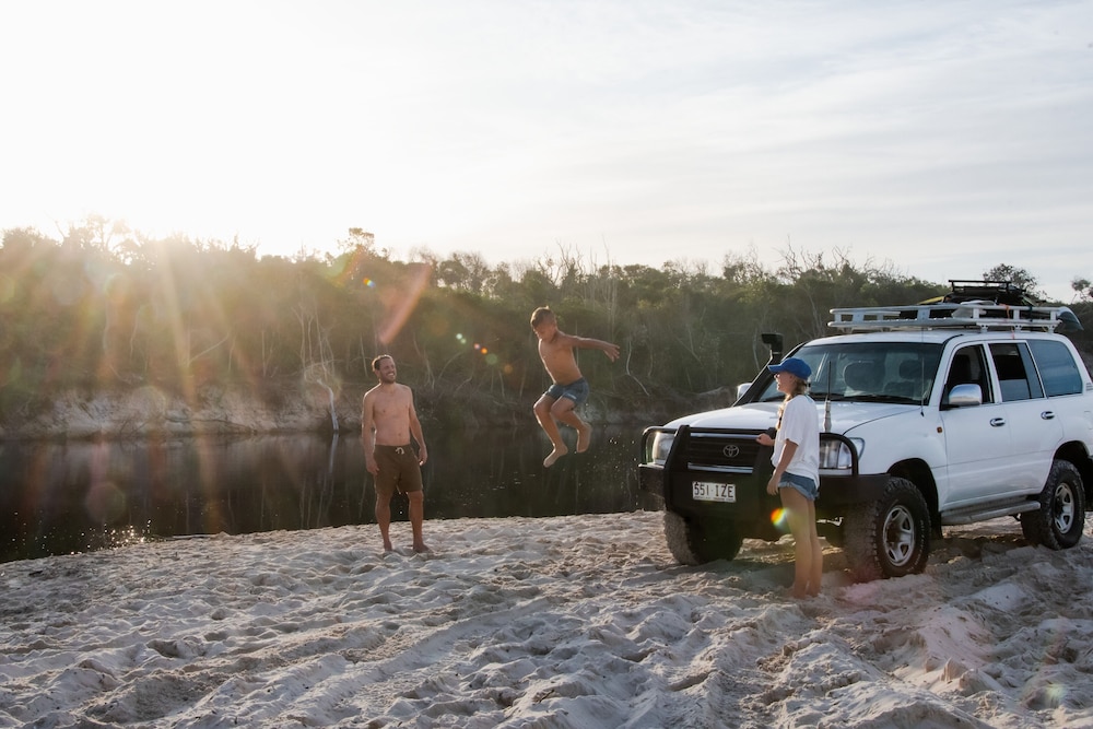 ON THE BEACH RESORT BRIBIE ISLAND 37/50