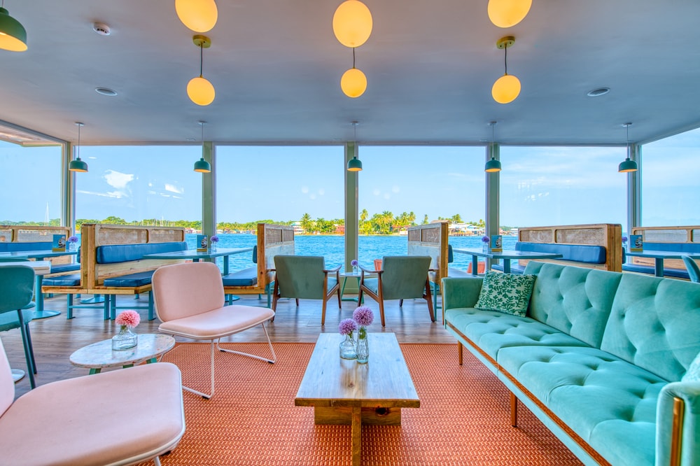 Bocas Paradise Hotel 33/50