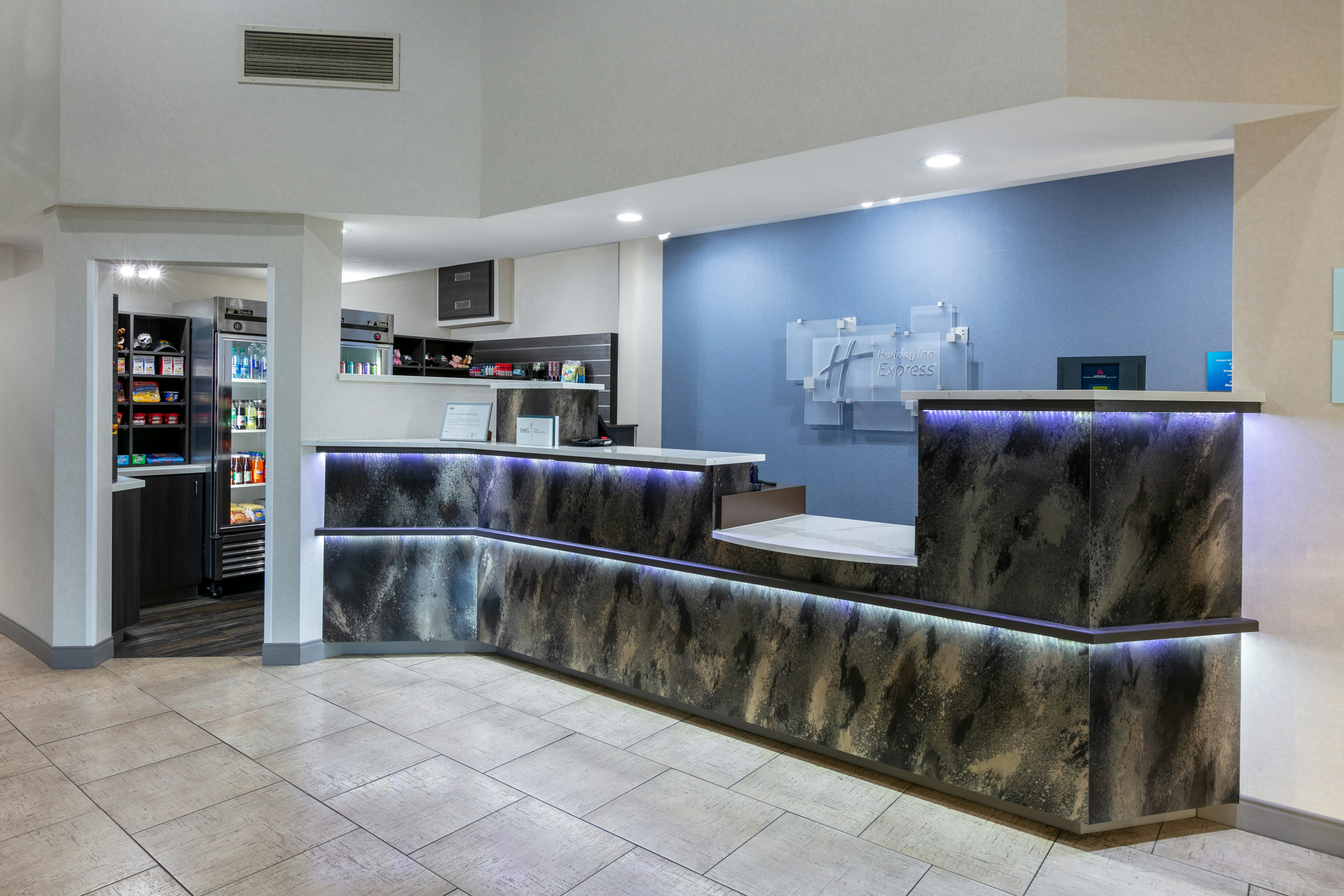 Holiday Inn Express Spokane Valley 8/65