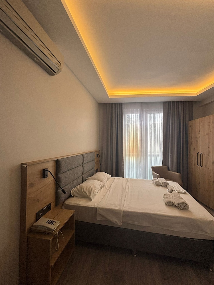 Marine House Boutique Hotel 15/51