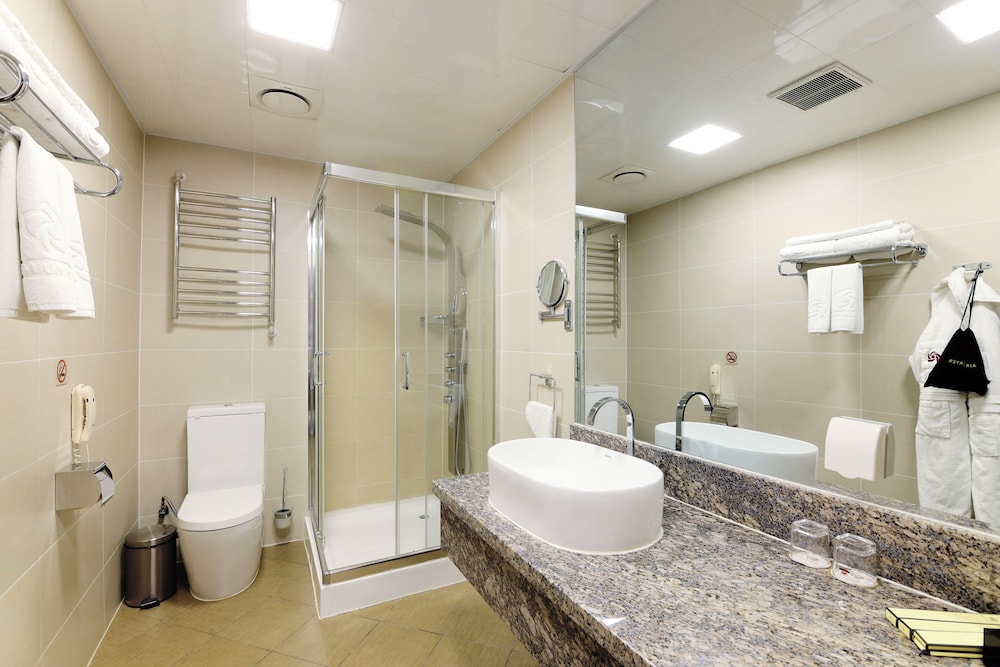 Premium Hotel 55/59