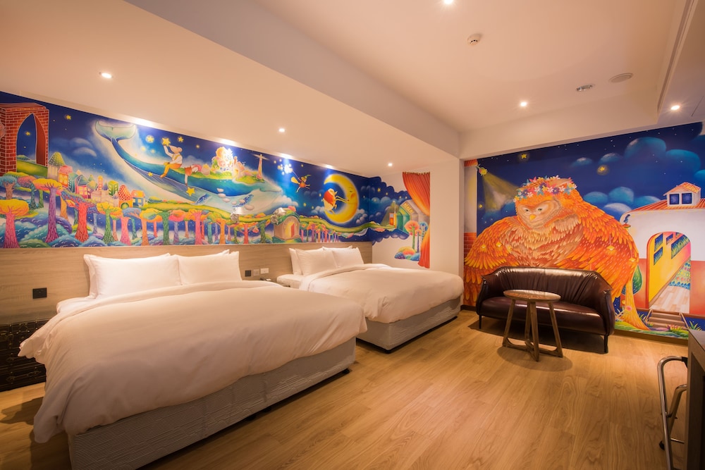 Legend Hotel Pier 2 15/66