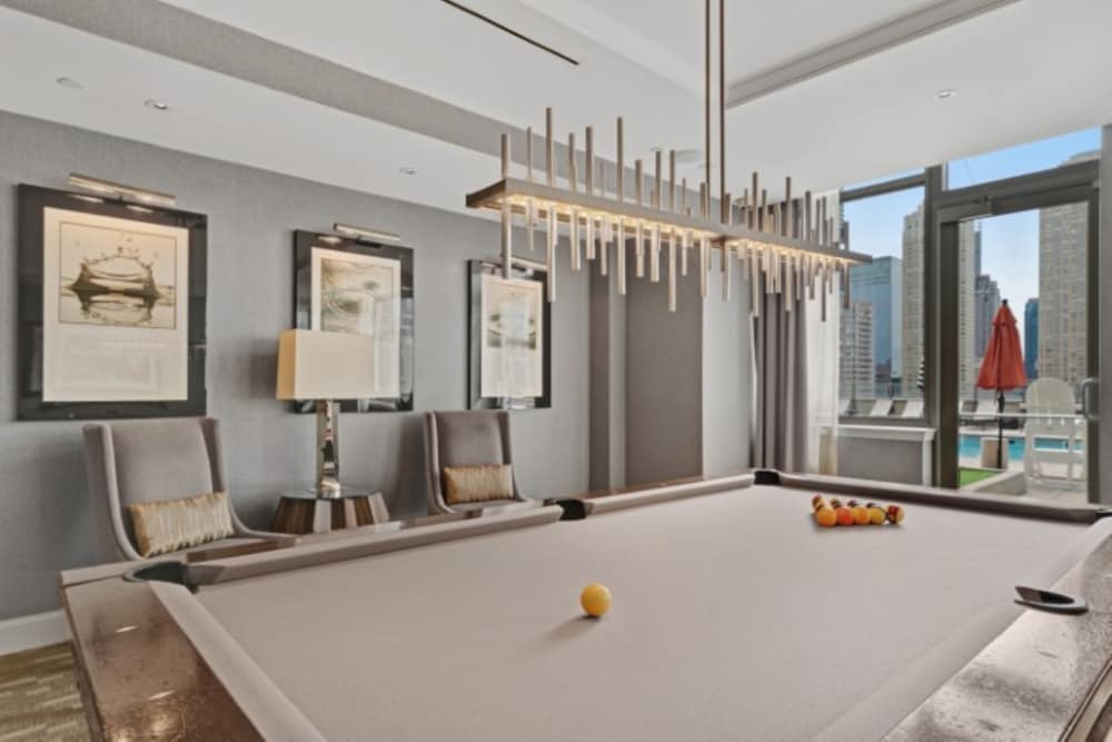 Global Luxury Suites Downtown Jersey City 24/71