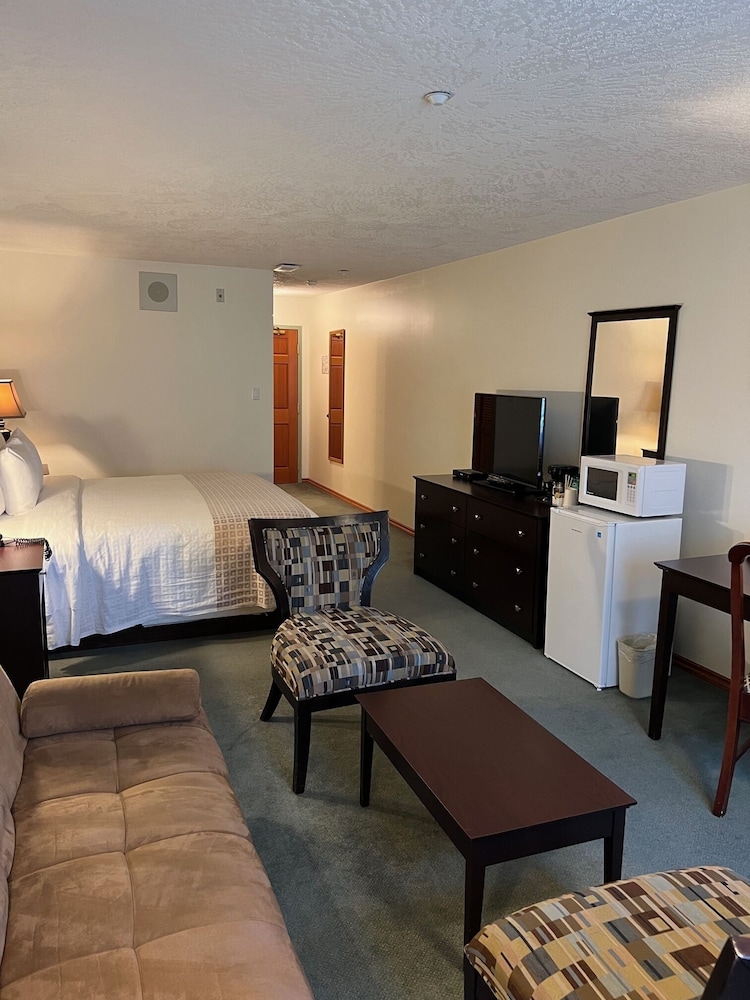The Grand Hotel Nanaimo 33/63