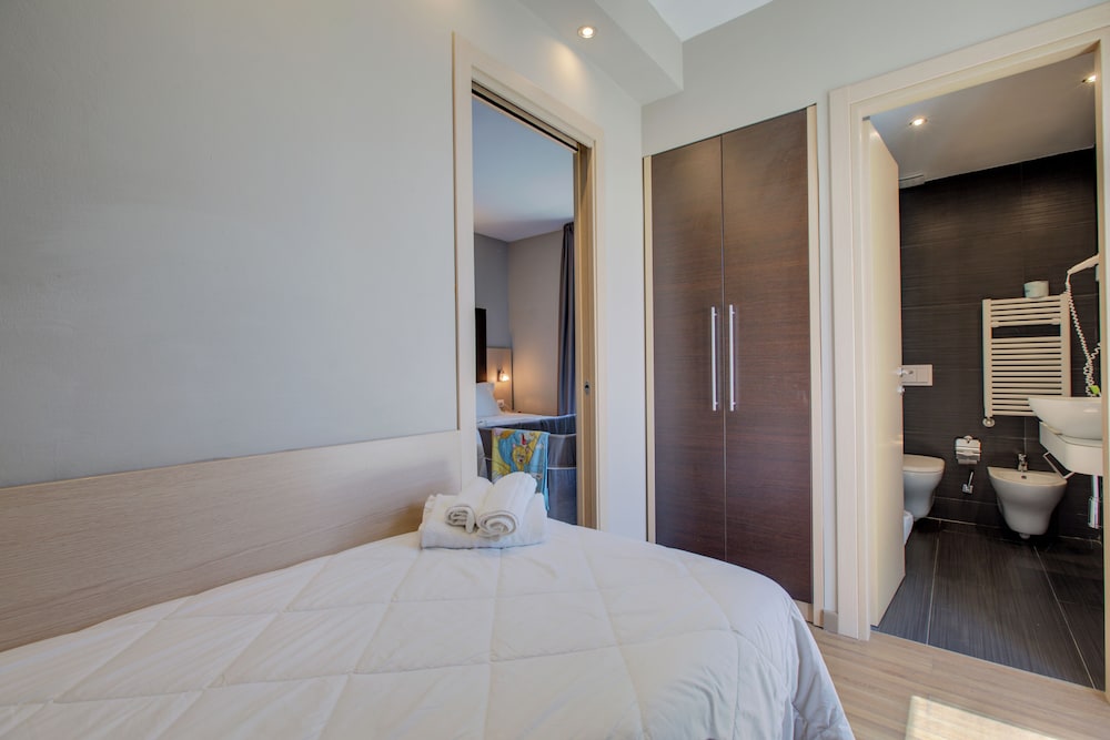 Hotel Aiglon 15/73