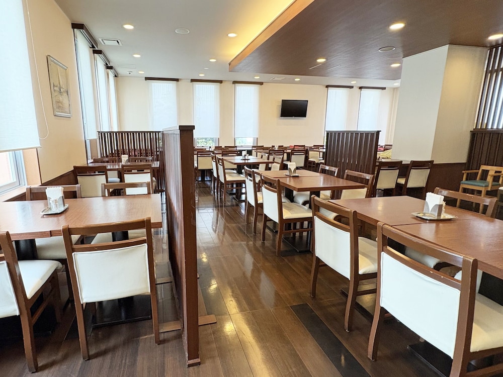 Hotel Route-Inn Omaezaki 57/60