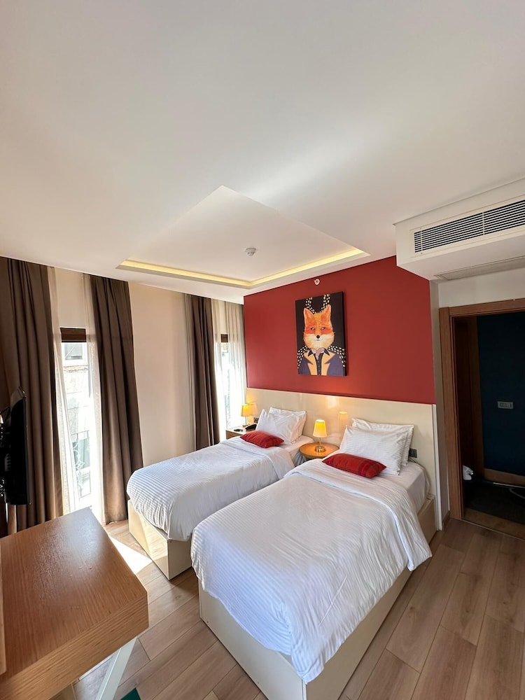 STANDARD, TWIN BEDS