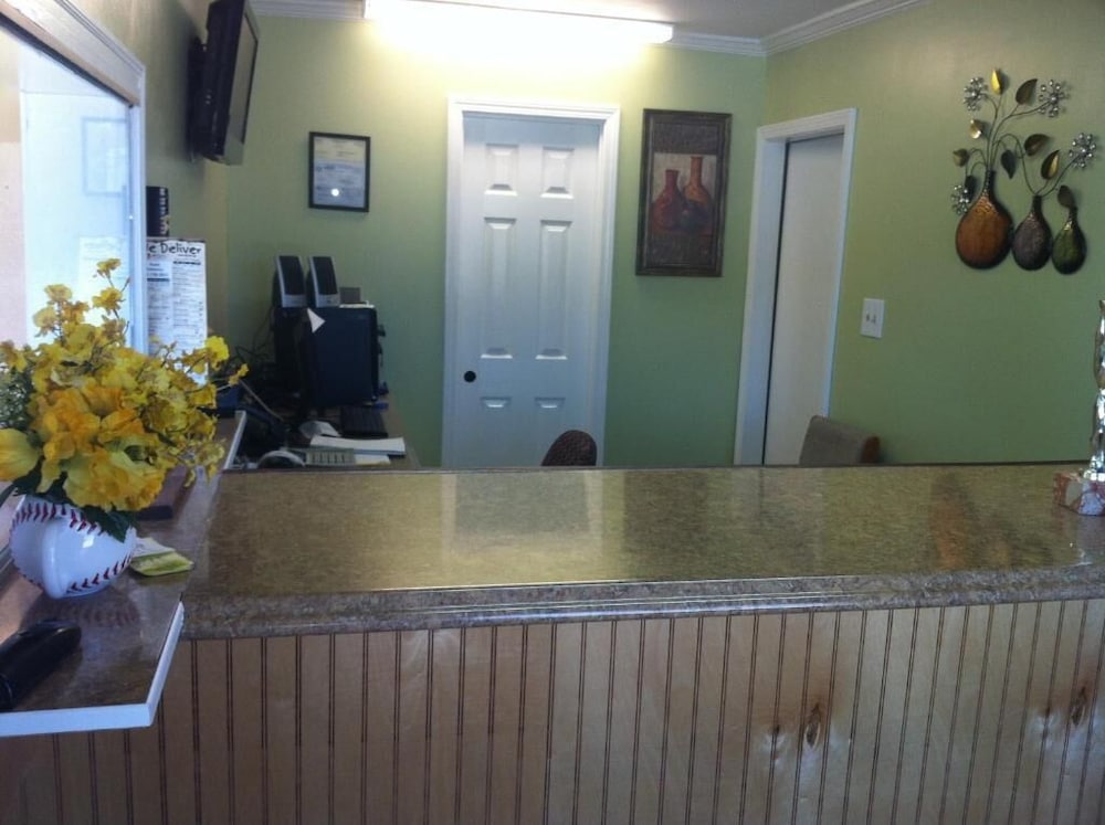 Euro Inn and Suites Slidell 2/17