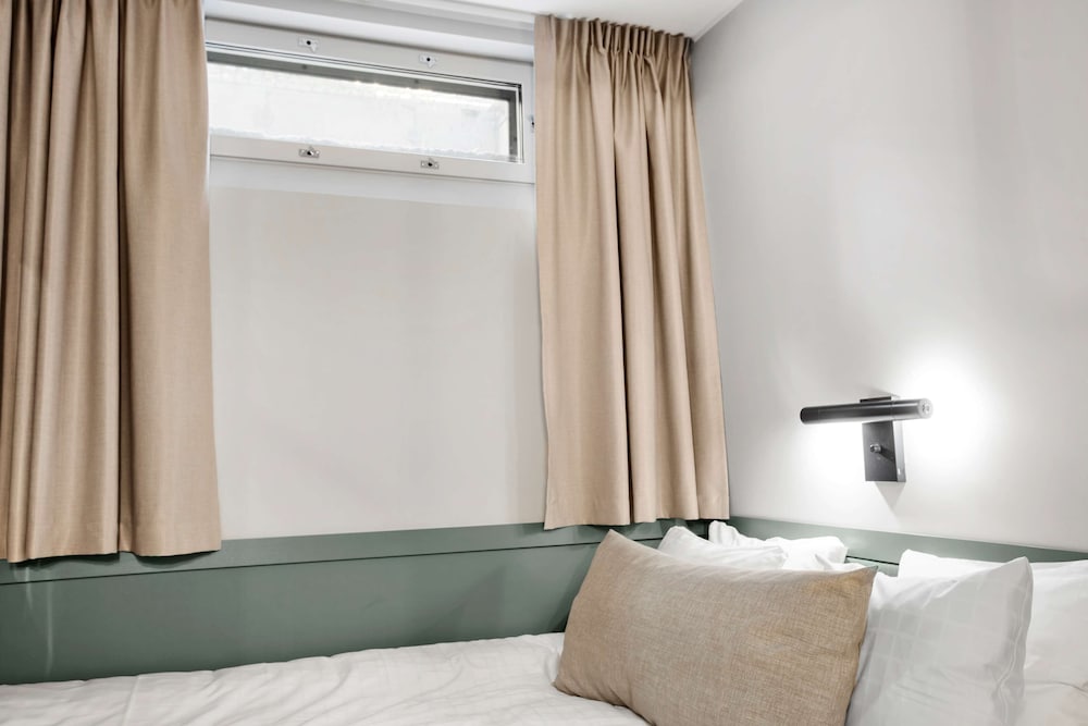 Best Western Hotel At 108 35/58