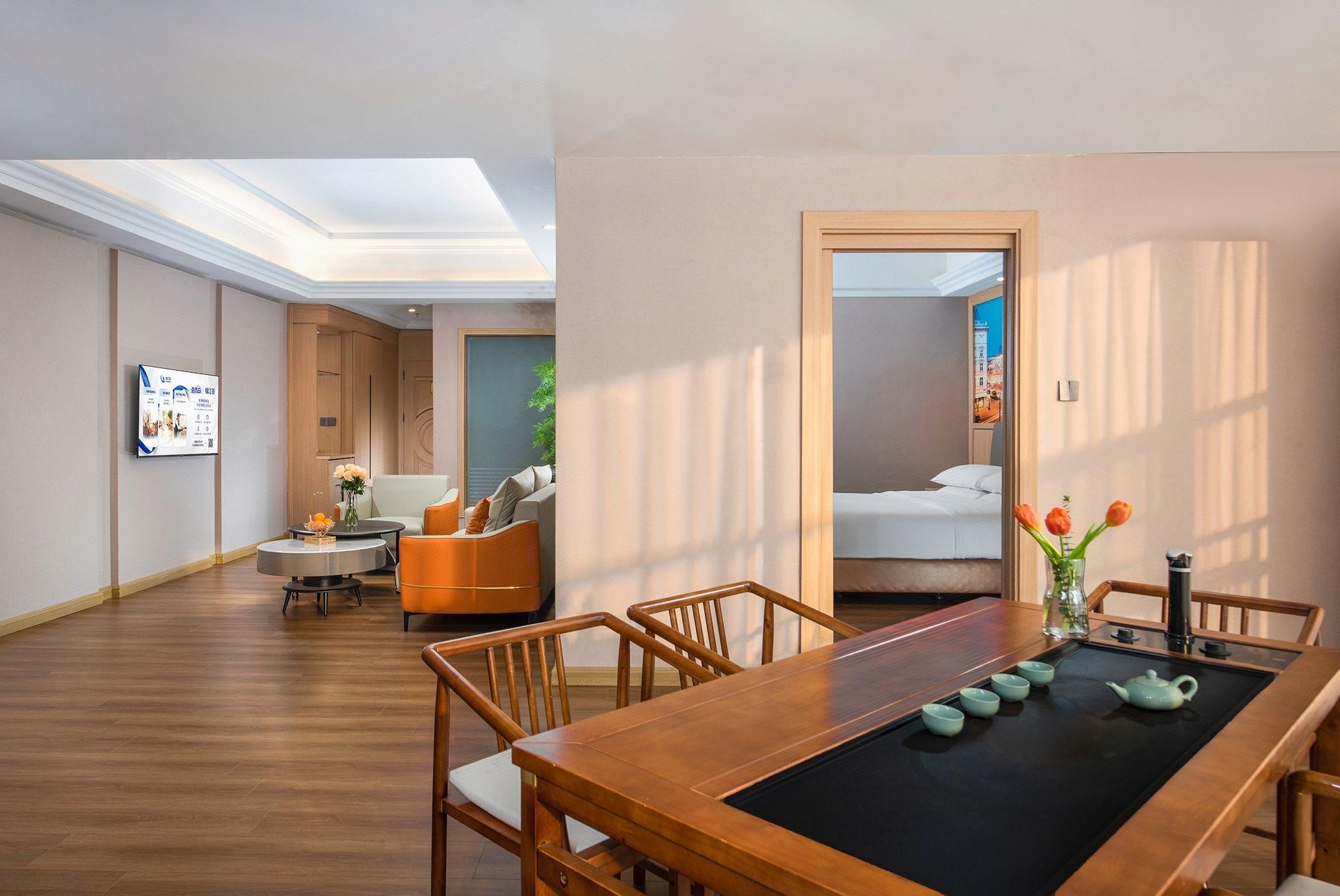 Vienna Int Hotel Shenzhen Songgang Wanzhao Square 41/50