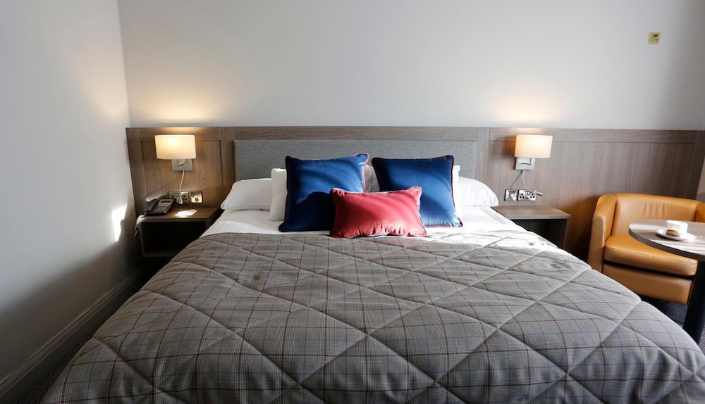 Seagoe Hotel 7/34