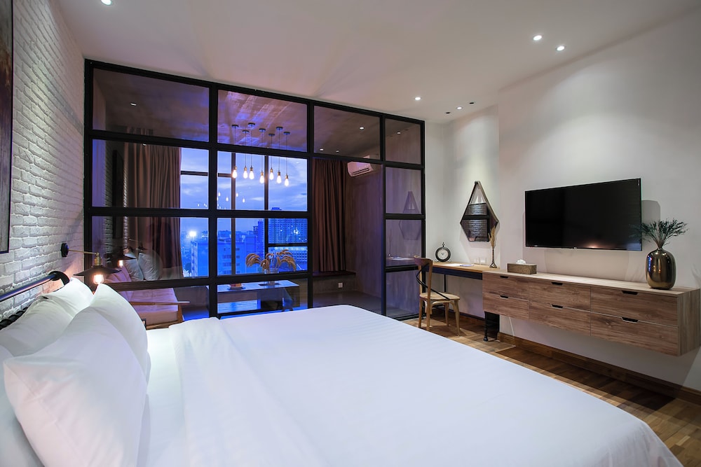Sunset, Suite, King Bed