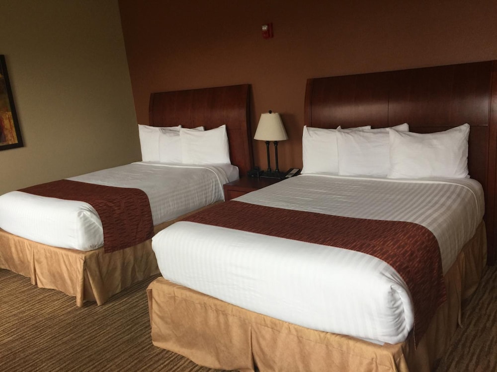 Cobblestone Inn and Suites Newton (ex. Boulders Inn & Suites) 11/55