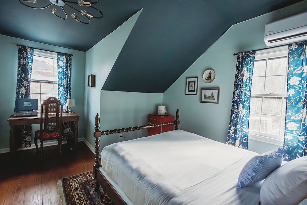 Rookwood Inn 14/50