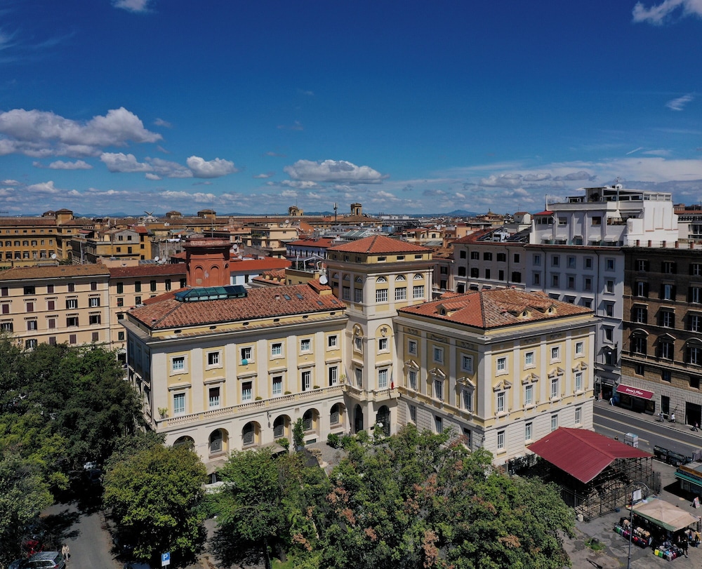 Palazzo Montemartini Rome, A Radisson Collection Hotel in ROME