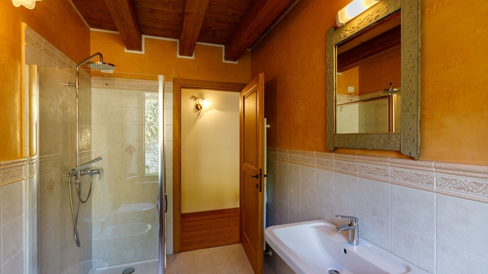 La Fonte Degli Dei Wine Relais - Adults Only 44/50