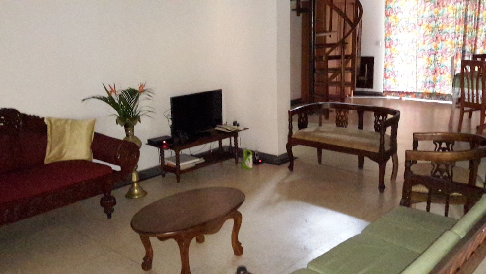 Arangala Bungalow 12/29