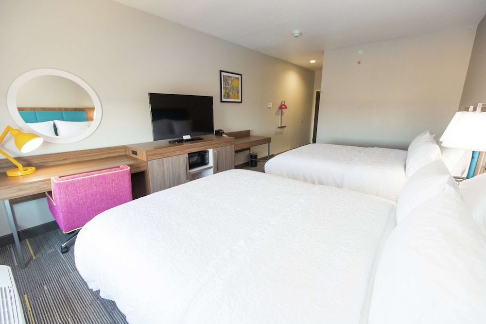Hampton Inn Mustang Ok 12/51